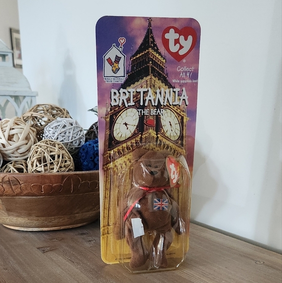 Ty Beanie Baby Britannia the Bear Collectible, McDonalds Release England - Picture 1 of 12